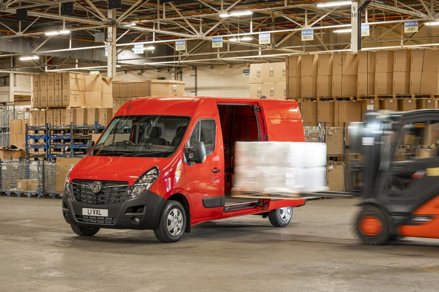  Vauxhall Movano Van 2019 года  (фото 37 из 38)